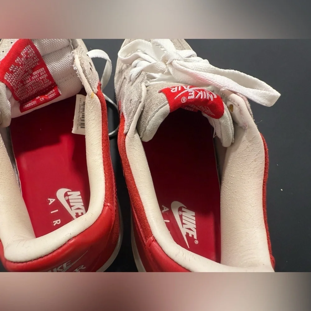 Nike Air Force 1 Low Premium Christmas Sneakers Vintage Size 10.5 Red Silver
